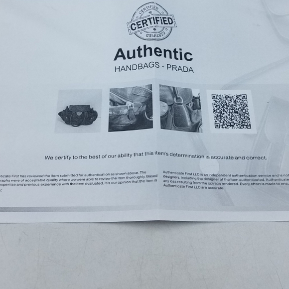 Gorgeous Authentic Prada Push Lock Side Pocket Black Tote, Great Condition - Picture 4 of 16